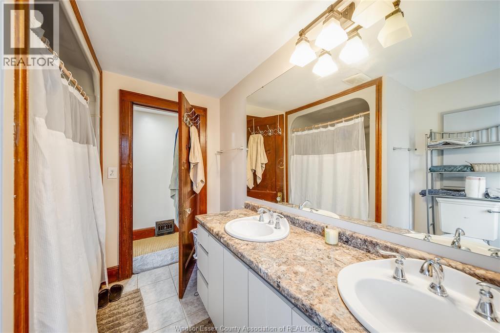 6016 Walker Road Property Photo 37