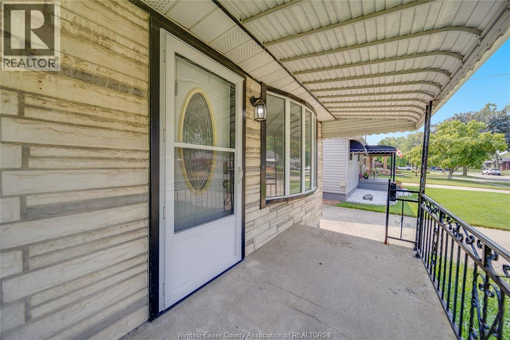 1650 Glendale Property Photo 3