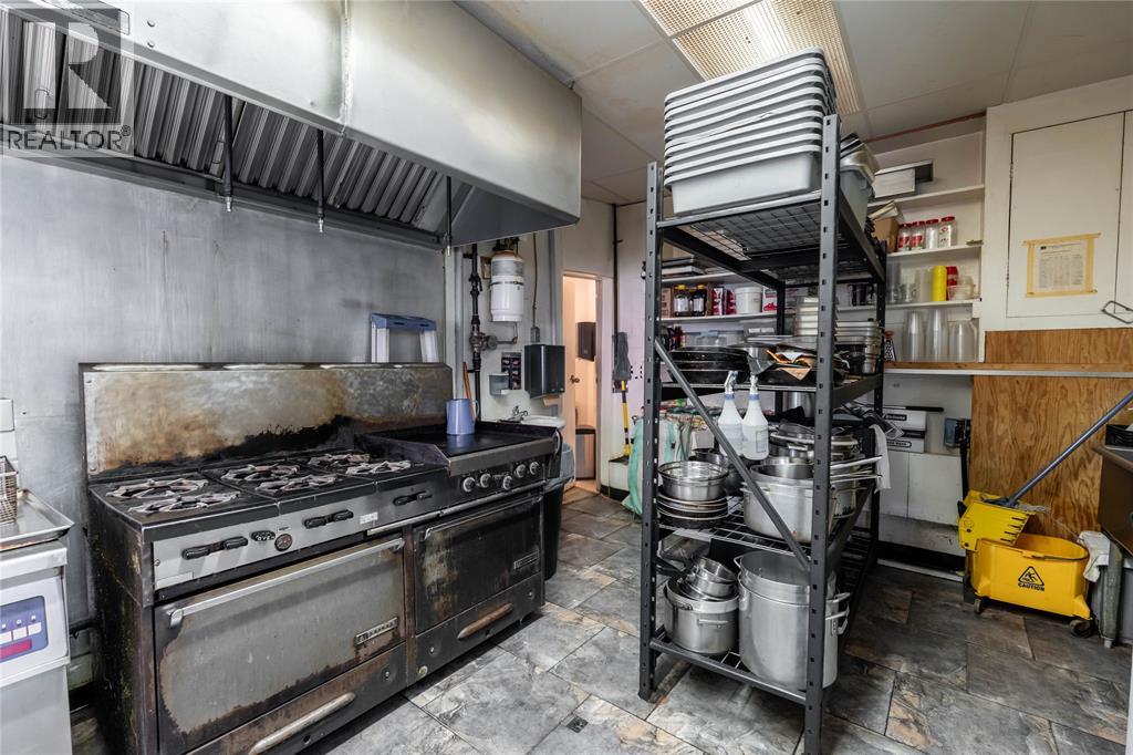 142/ 144 Mitton Street Property Photo 12