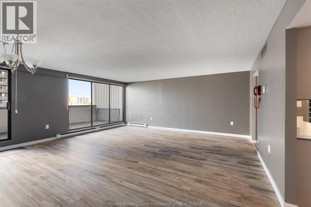 380 Pellissier Avenue Unit# 706 Property Photo 24