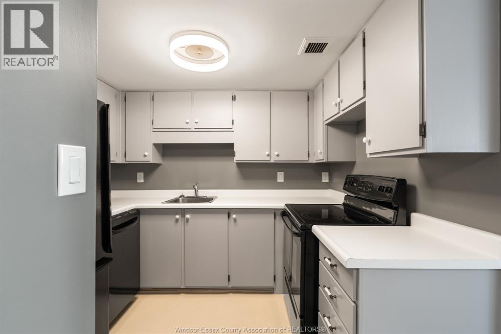 380 Pellissier Avenue Unit# 706 Property Photo 28