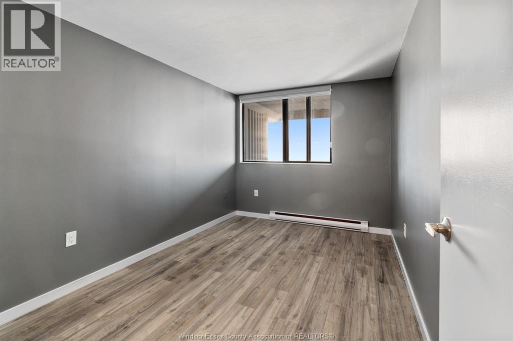 380 Pellissier Avenue Unit# 706 Property Photo 37