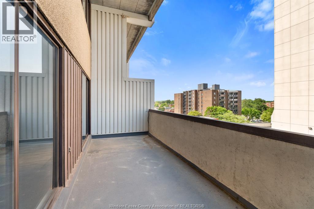 380 Pellissier Avenue Unit# 706 Property Photo 41