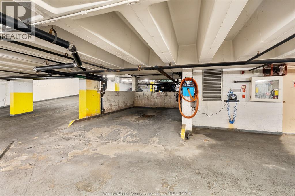 380 Pellissier Avenue Unit# 706 Property Photo 42