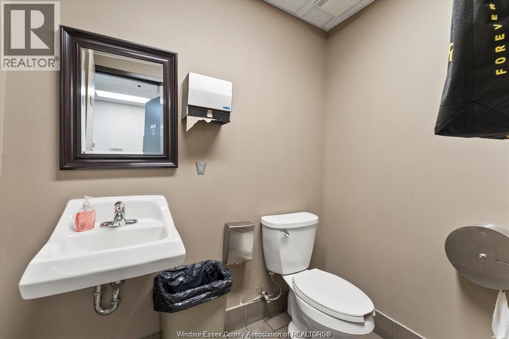 313 Main Street East #2,3,4 Property Photo 33