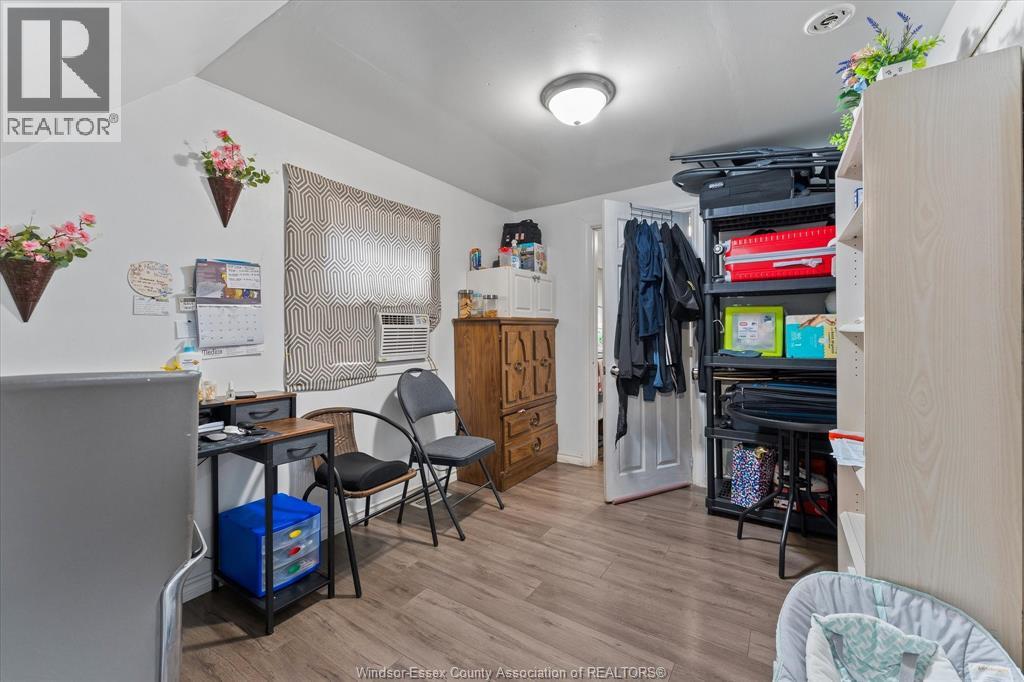 686 Church Street Property Photo 15