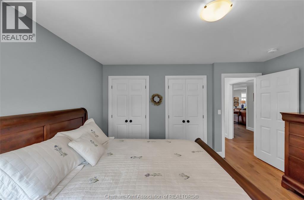 3894 St Clair Parkway Property Photo 18