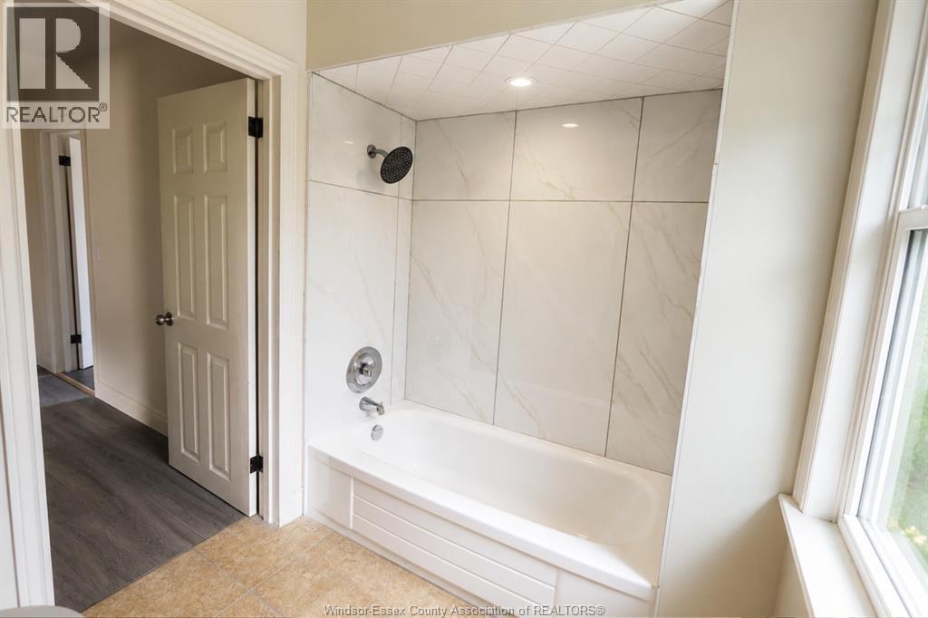 1430 Dougall Property Photo 15
