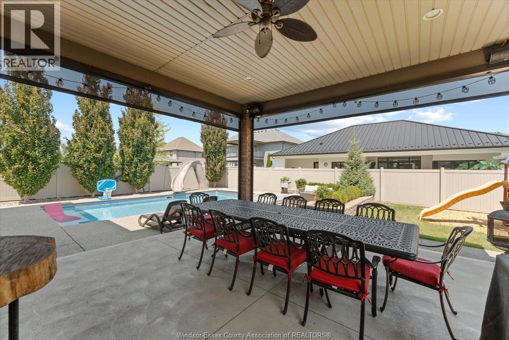 1108 Regency Crescent Property Photo 36