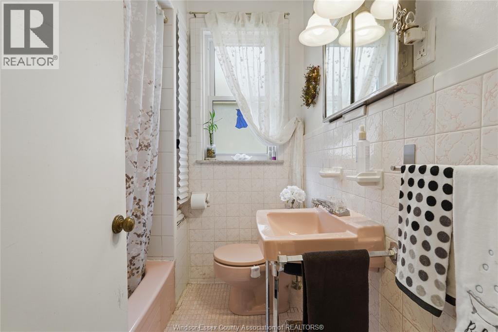 987 Curry Property Photo 18