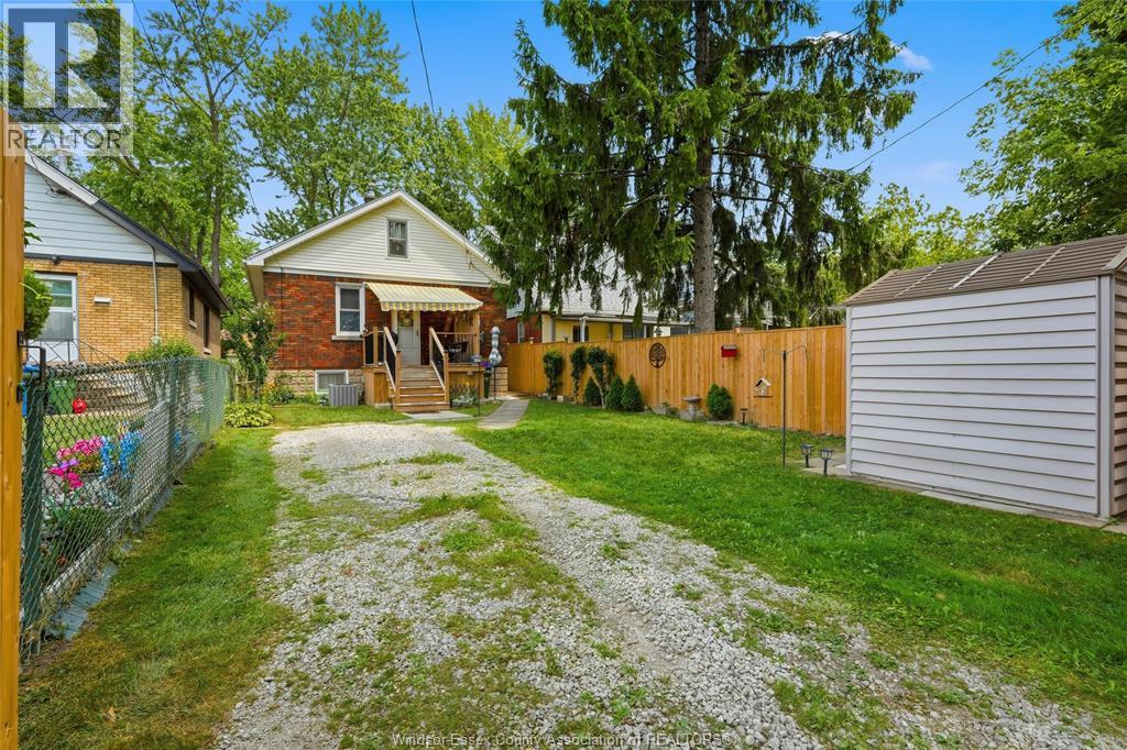 987 Curry Property Photo 26