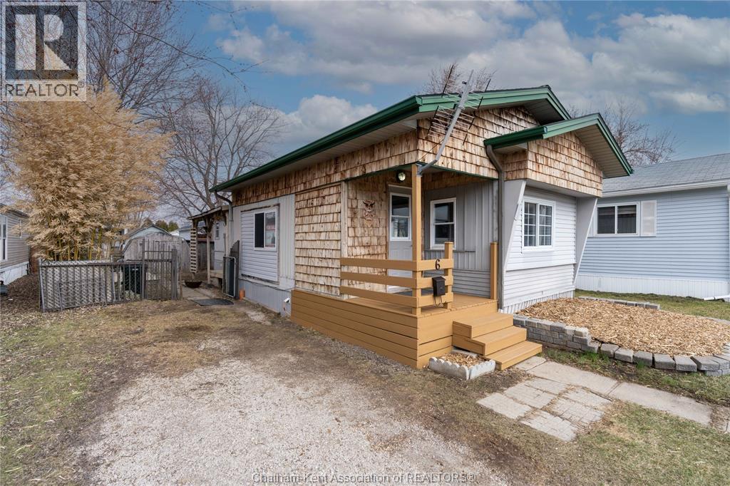 6 Maple Drive Property Photo 1