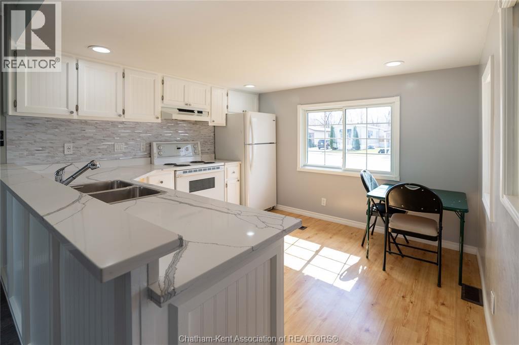 6 Maple Drive Property Photo 3