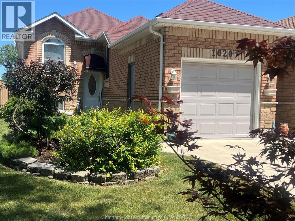1020 Lemonwood Crescent Property Photo 1