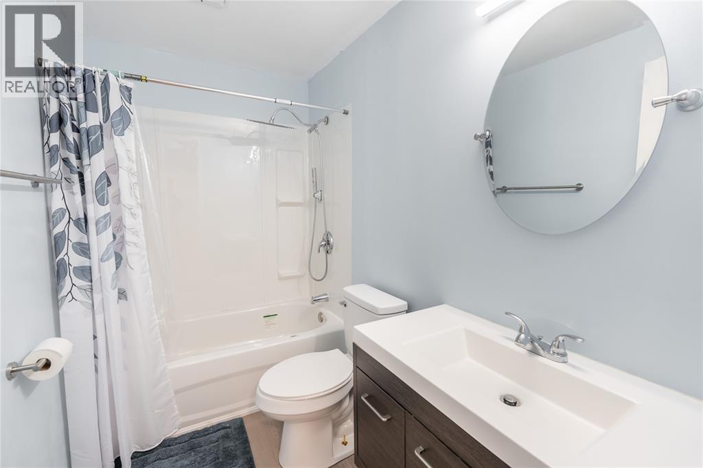 405 Cardiff Place Property Photo 23