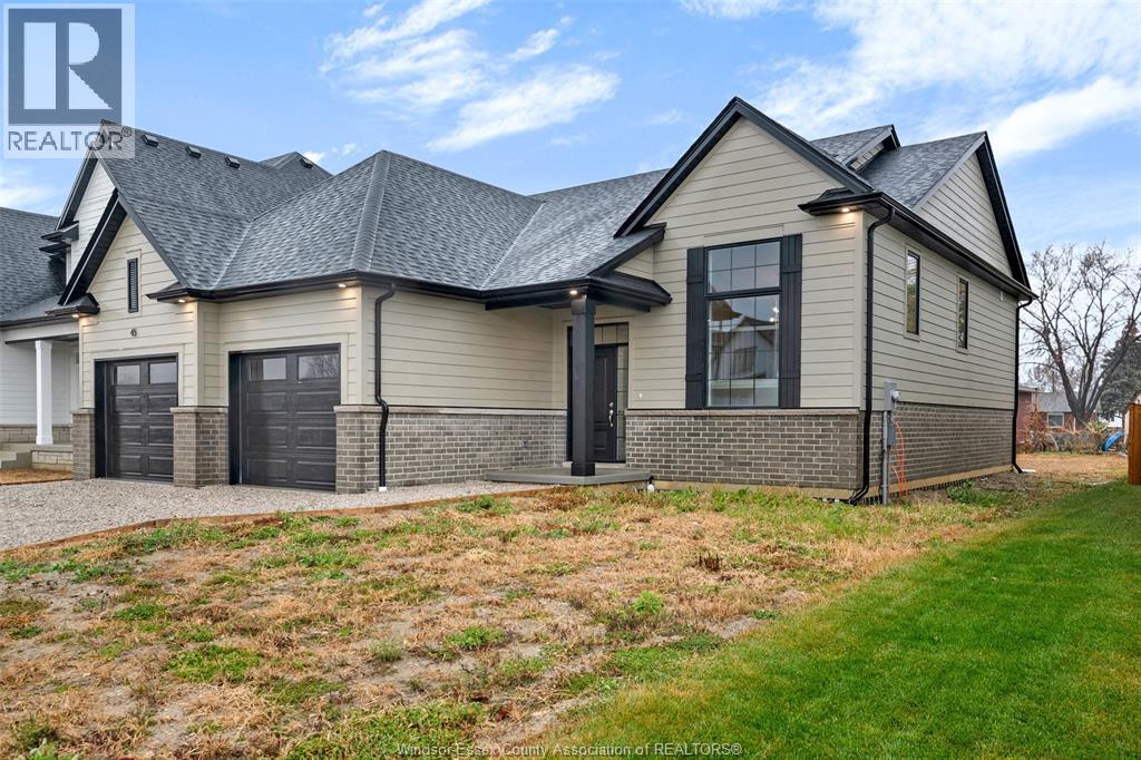 52 BELLEVIEW DRIVE Property Photo 1