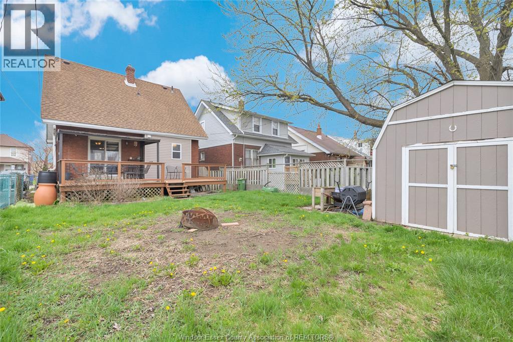 1244 Marentette Property Photo 32