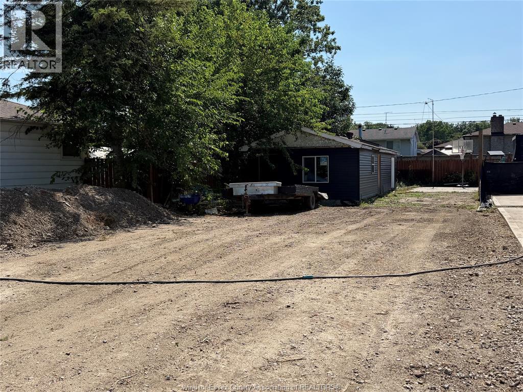 3747 Turner Property Photo 2