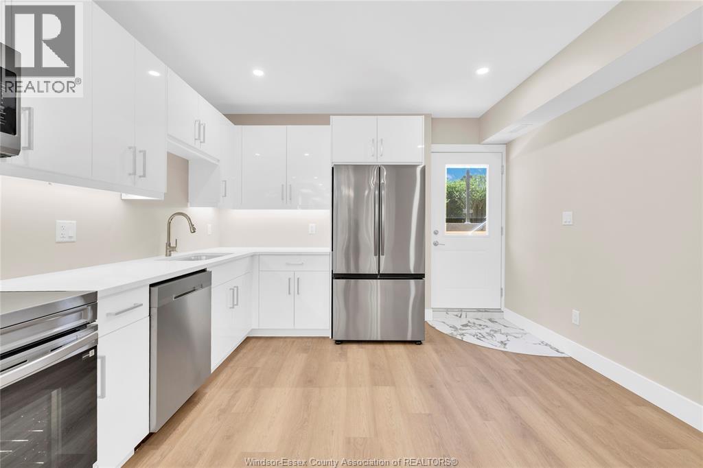 3371 Byng Unit# 2 Property Photo 6