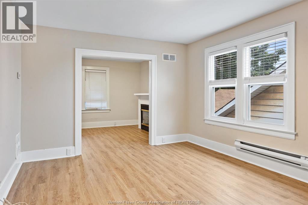 1358 Pierre Unit# Upper Property Photo 7