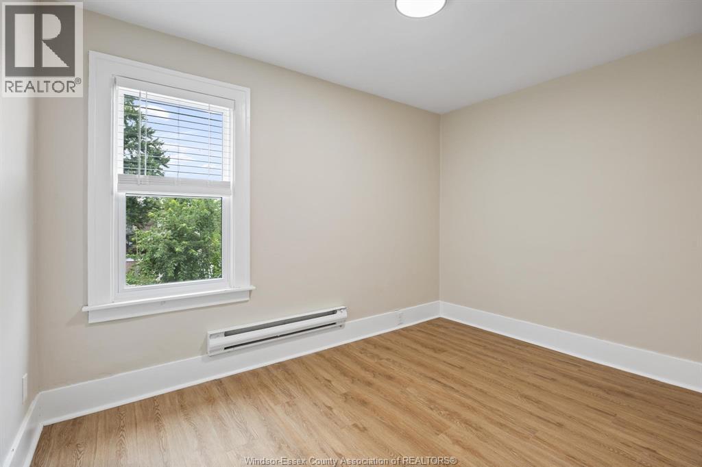 1358 Pierre Unit# Upper Property Photo 8