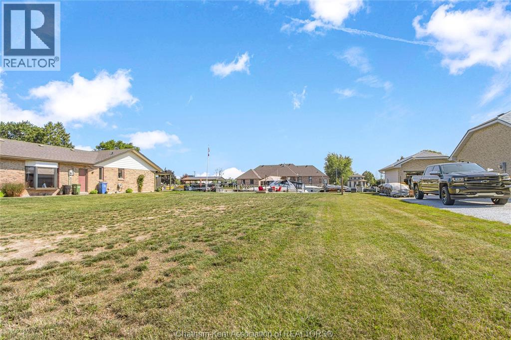 19030 Light Cove Avenue Property Photo 7