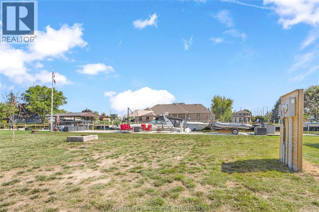 19030 Light Cove Avenue Property Photo 9