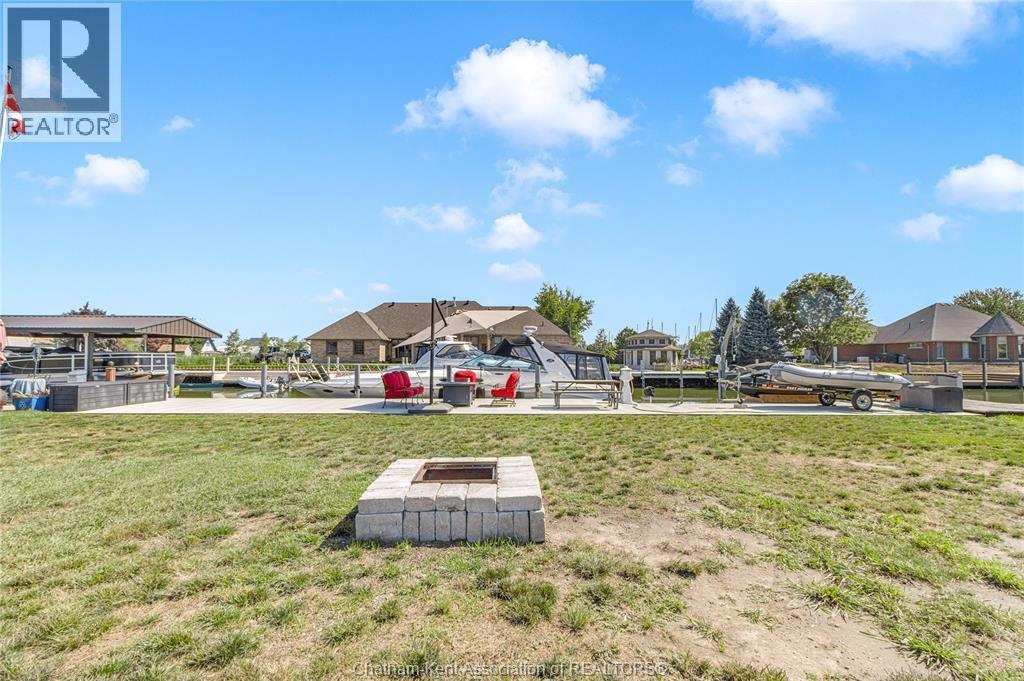 19030 Light Cove Avenue Property Photo 11
