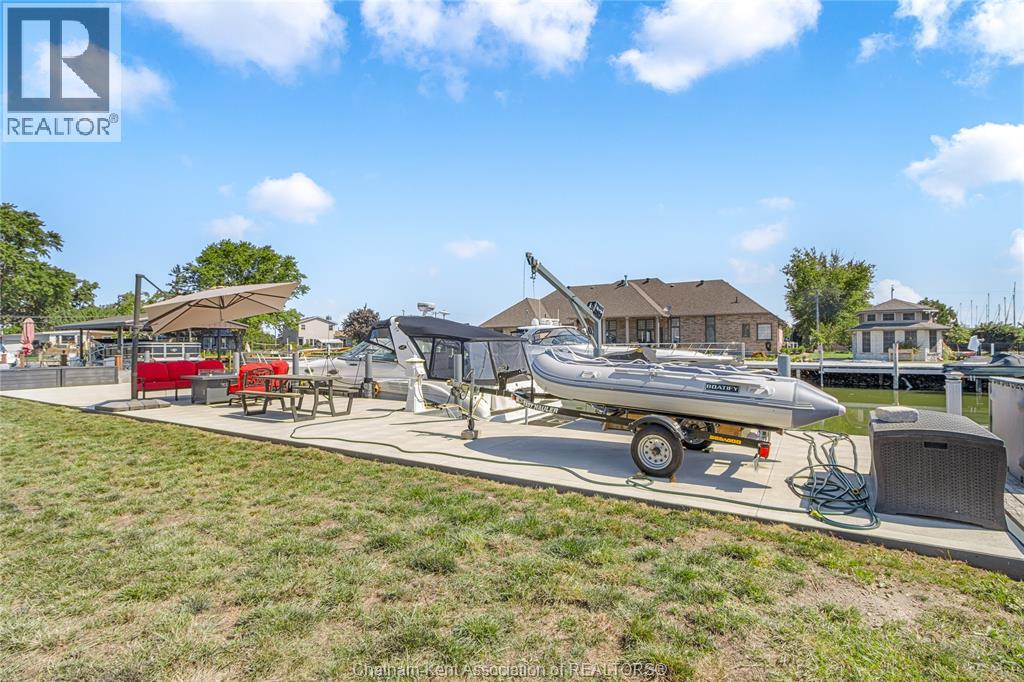 19030 Light Cove Avenue Property Photo 12