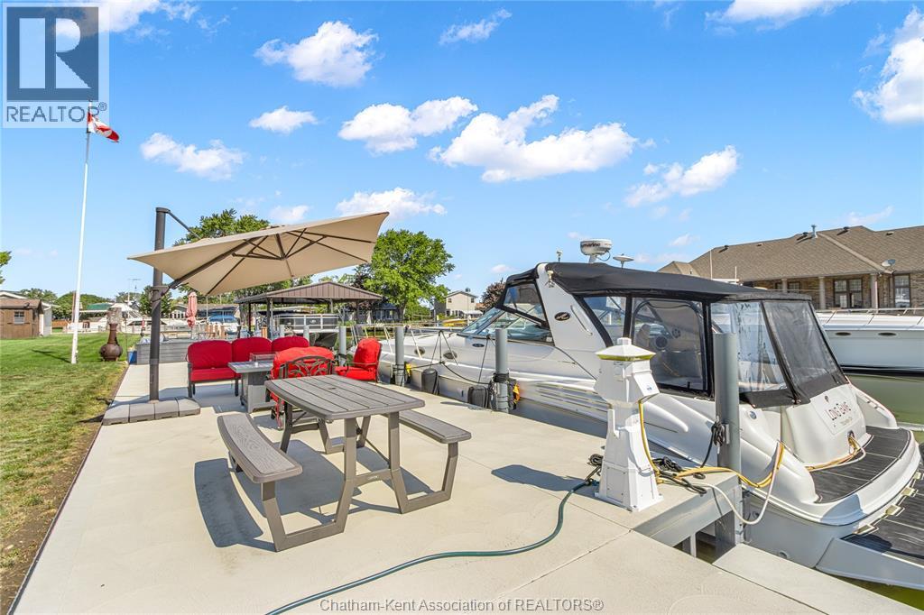 19030 Light Cove Avenue Property Photo 16