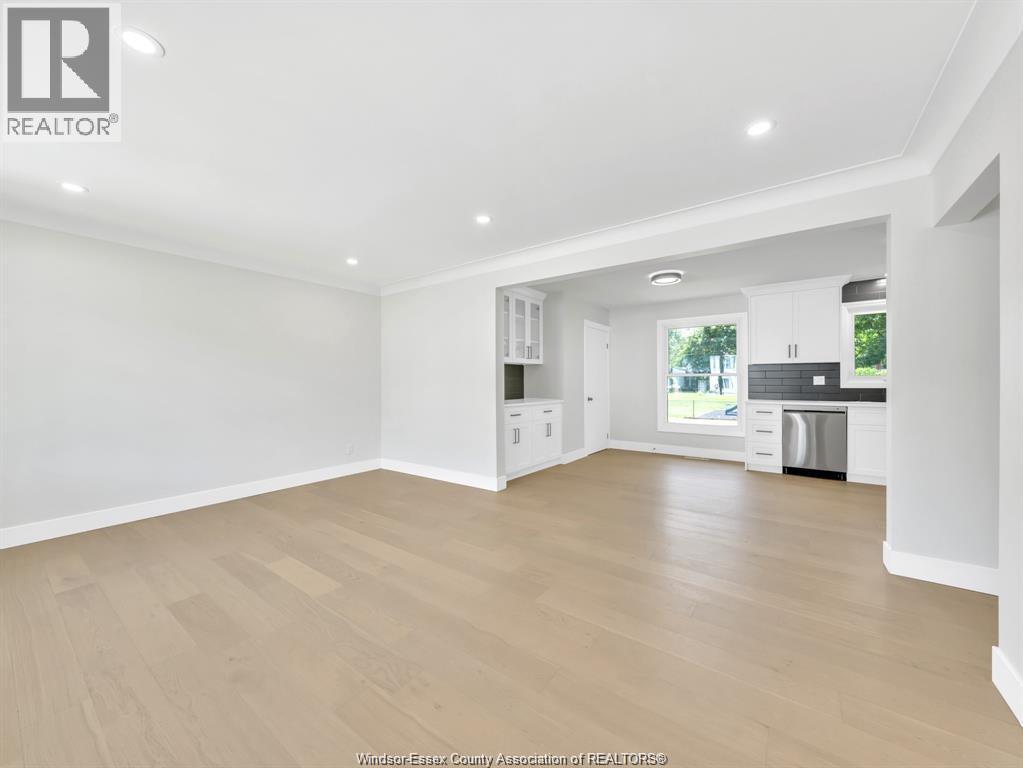 2445 Todd Lane#upper Unit Property Photo 2
