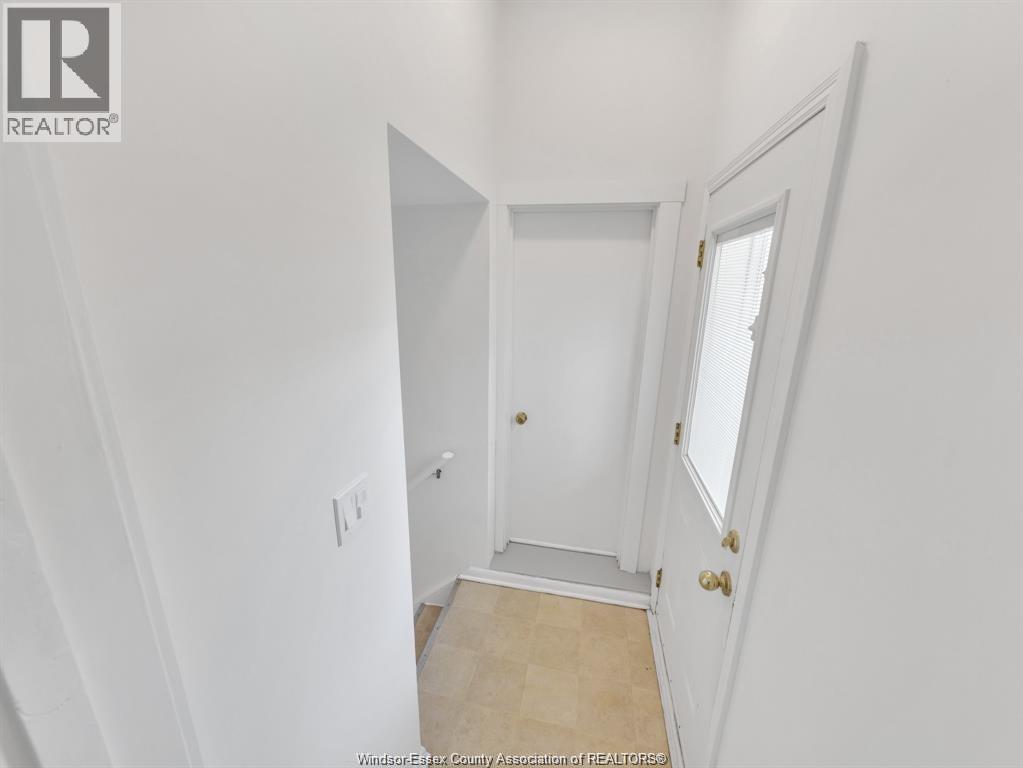 2445 Todd Lane#upper Unit Property Photo 11