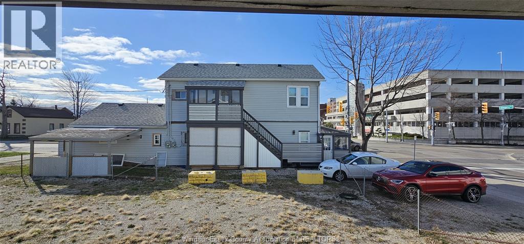 194 Glengarry Avenue Property Photo 5