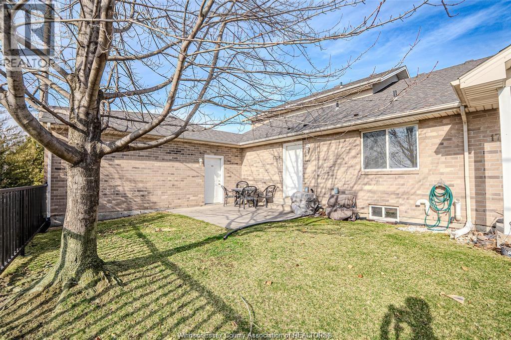 1708 Banwell Property Photo 12