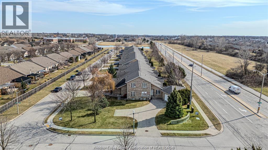 1708 Banwell Property Photo 14