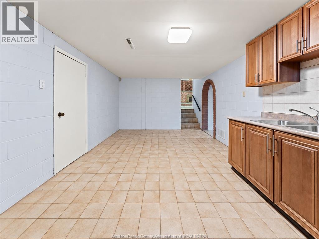 1116 Sumach Crescent Property Photo 23