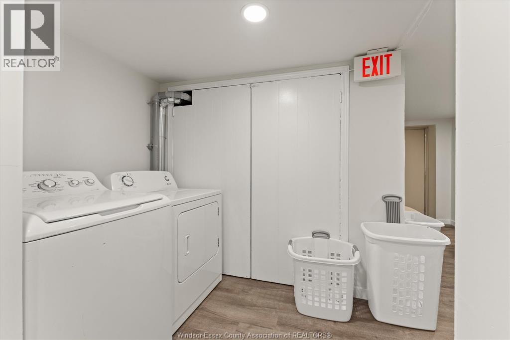 1623 Wyandotte Street East Unit# Lower 2 Property Photo 23