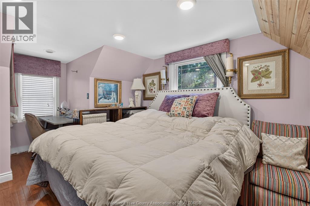 935 Bartlet Property Photo 21