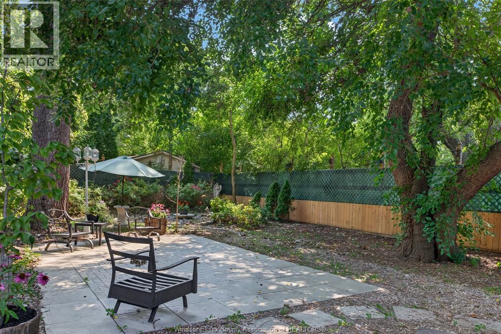 935 Bartlet Property Photo 39