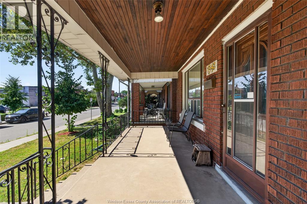 1342 Hall Avenue Property Photo 4