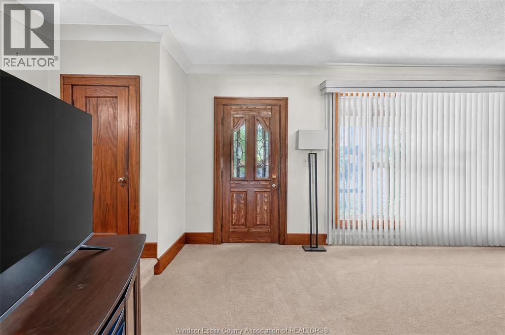 1342 Hall Avenue Property Photo 5