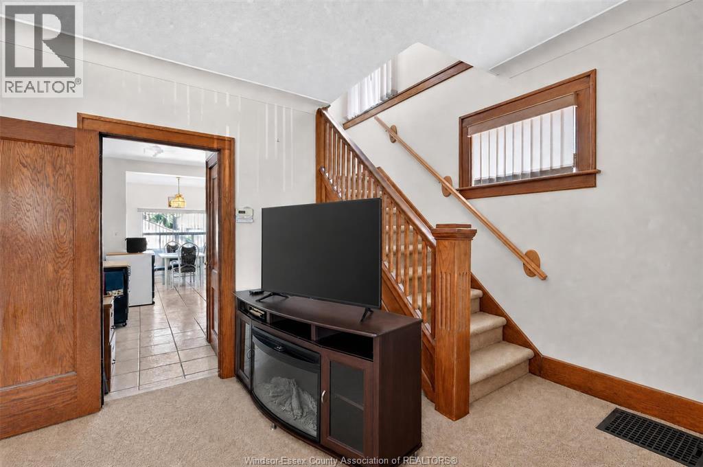 1342 Hall Avenue Property Photo 8