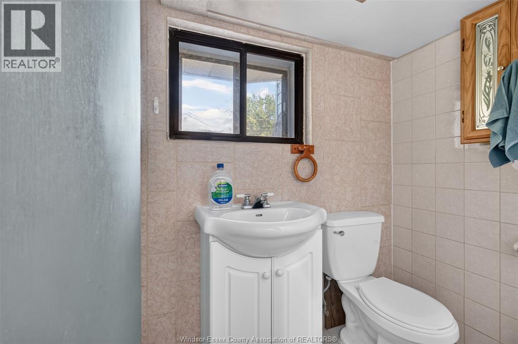 1342 Hall Avenue Property Photo 29