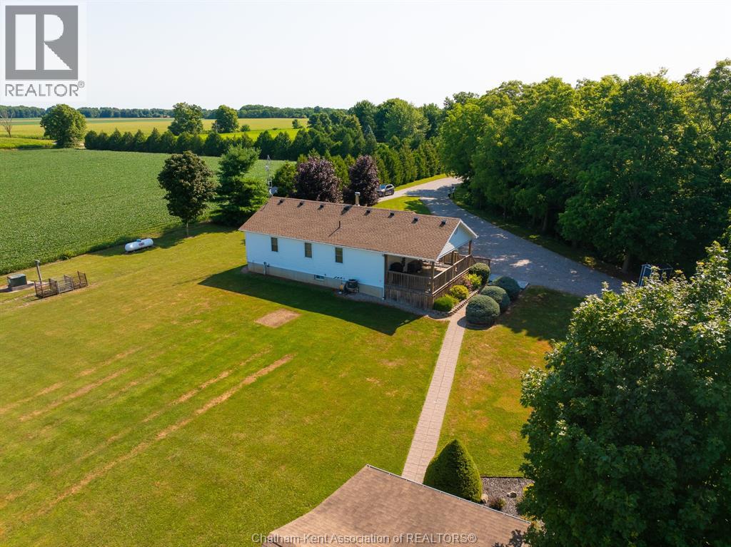 29712 Esterville Road Property Photo 5