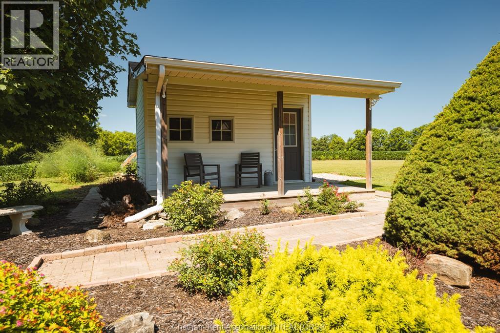 29712 Esterville Road Property Photo 7