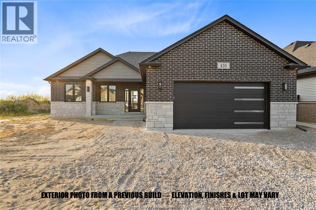 43 Bloomington Way Property Photo 1