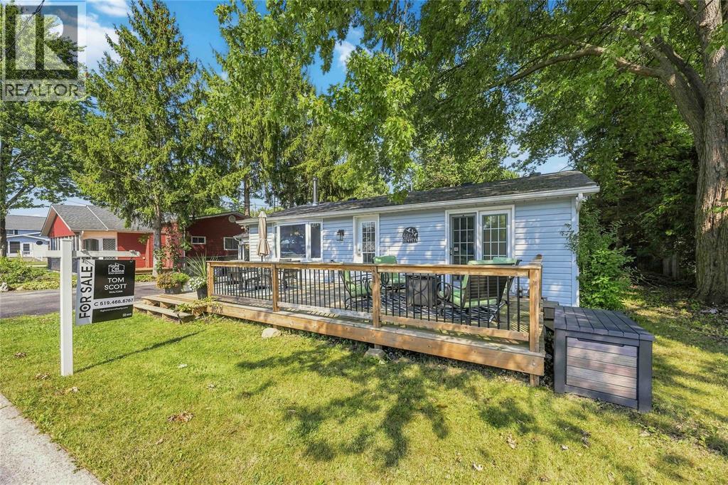 4426 Mcdonald Street Property Photo 4