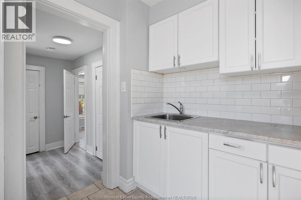 1056-1060 Niagara Property Photo 15