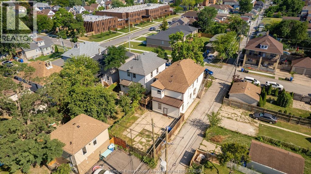 1056-1060 Niagara Property Photo 34