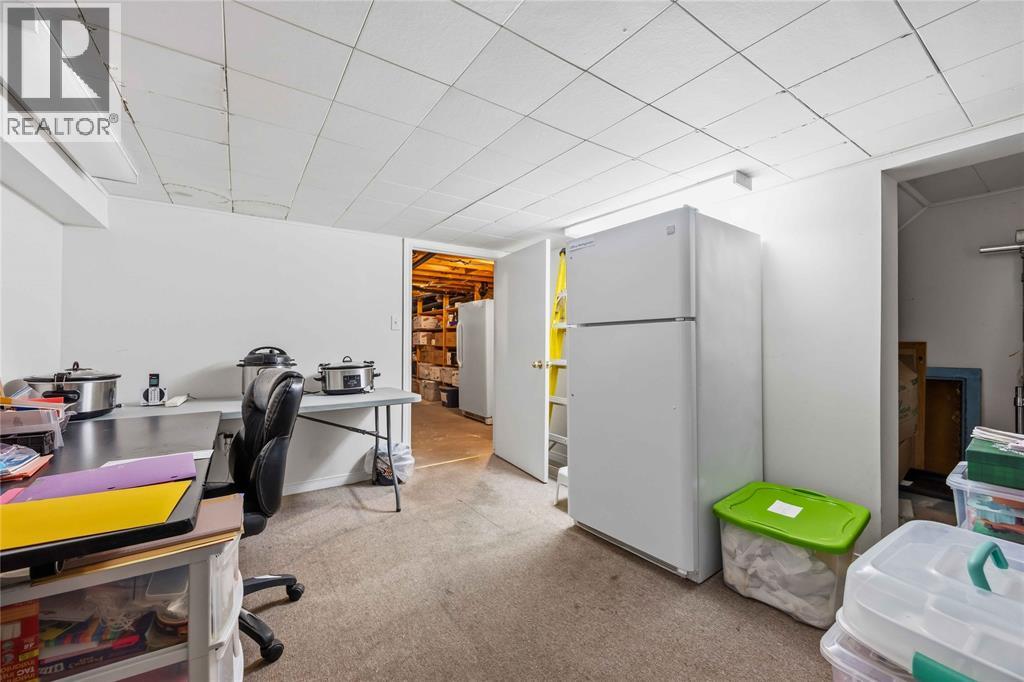 4190 Petrolia Line Property Photo 15